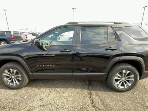 New 2026 Chevrolet Equinox LT w/ Convenience Package II AWD/4WD image 5