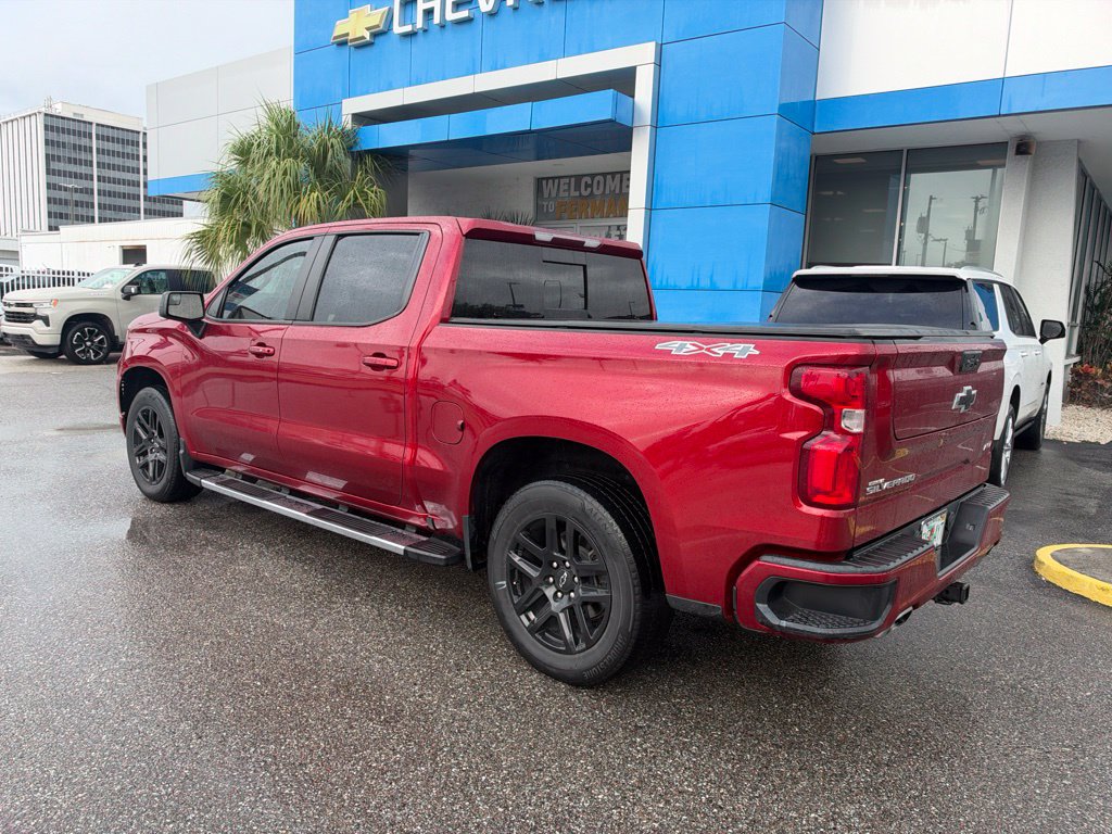 Used 2023 Chevrolet Silverado 1500 RST w/ Convenience Package II AWD/4WD image 3