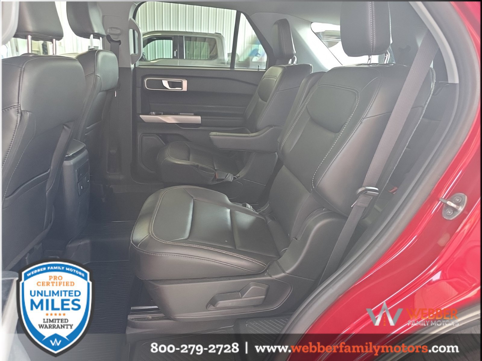 Used 2024 Ford Explorer XLT w/ Equipment Group 202A AWD/4WD image 13