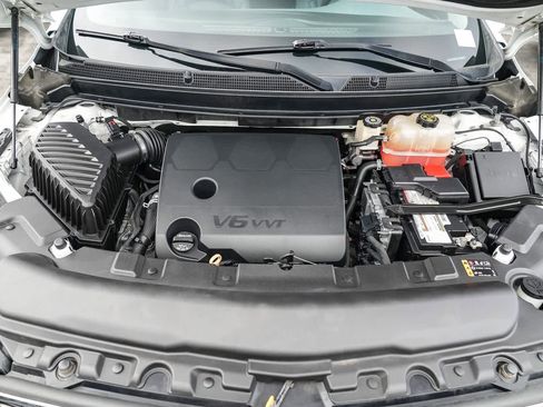 Used 2018 Buick Enclave Essence image 26