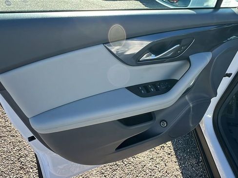 Used 2020 Chevrolet Blazer LT image 11