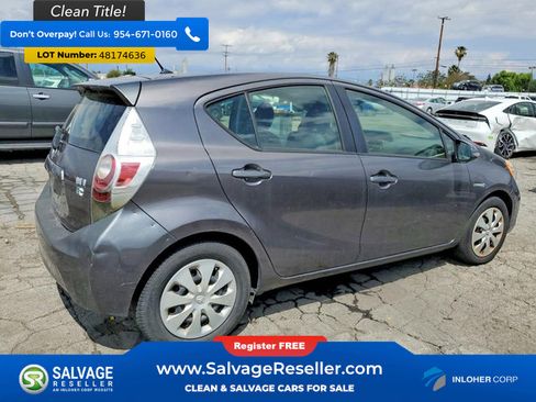 Used 2014 Toyota Prius C Two image 4