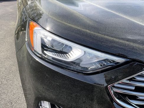 Used 2020 Ford Edge SEL w/ Cold Weather Package AWD/4WD image 32