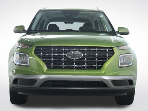 Used 2023 Hyundai Venue SEL FWD image 5