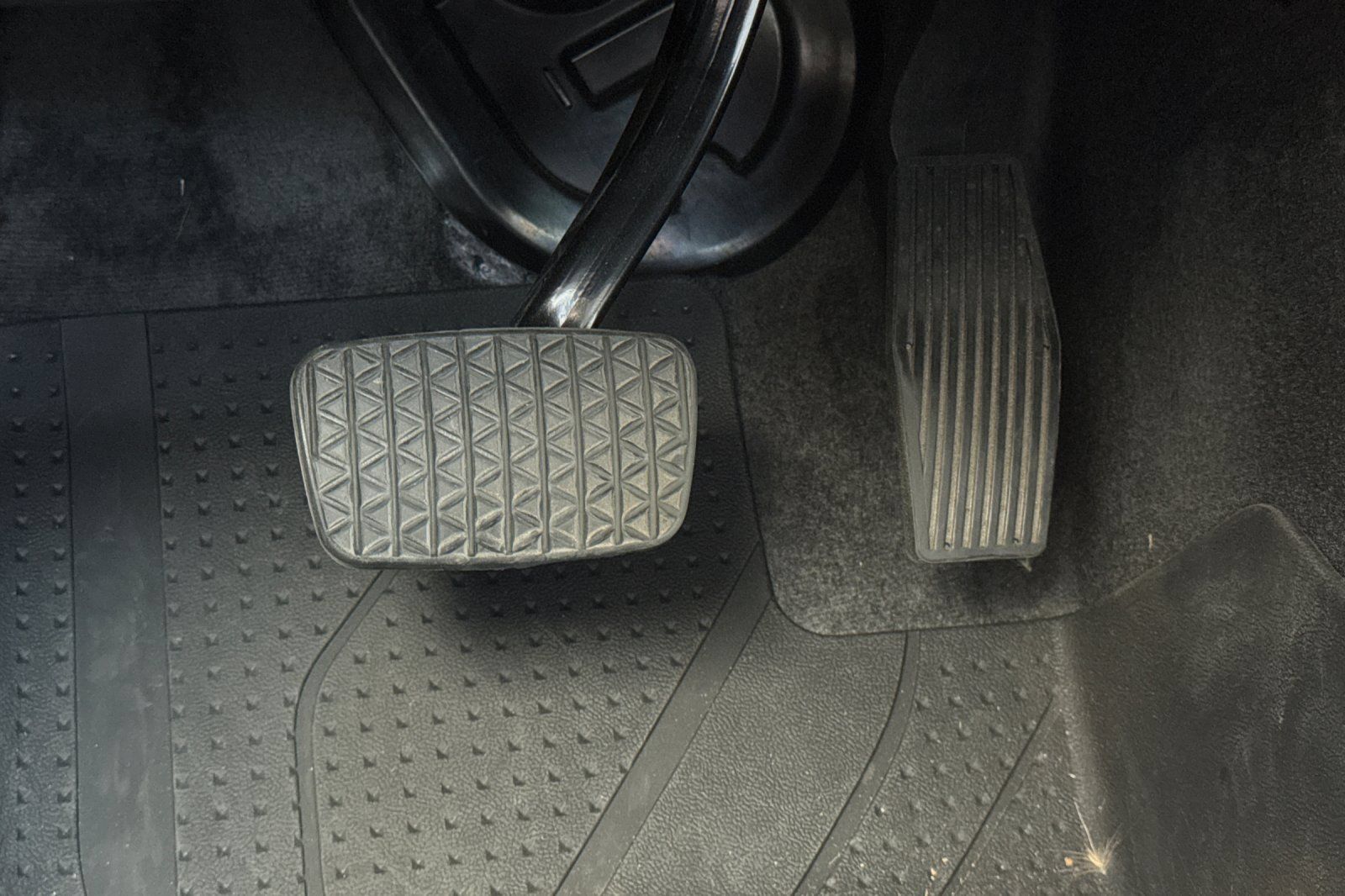 Used 2024 Chevrolet Malibu RS w/ LPO, Floor Liner Package FWD image 52