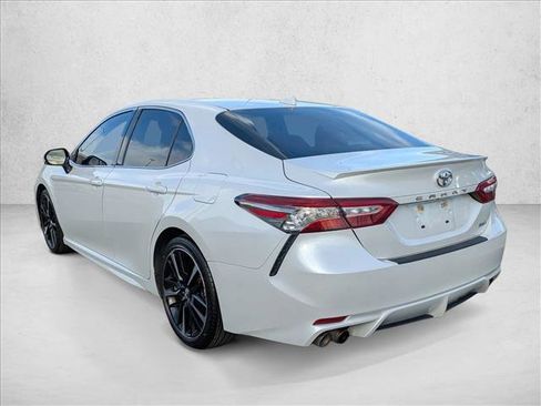 Used 2019 Toyota Camry XSE image 8
