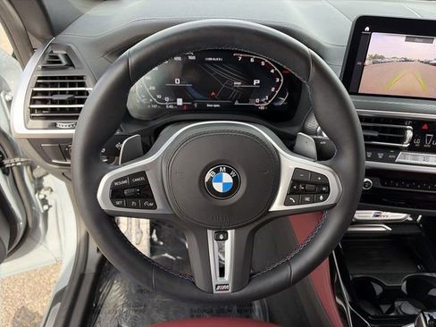 Used 2025 BMW X4 M40i AWD/4WD image 24