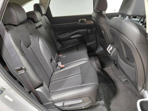 Used 2026 Kia Sorento EX image 46