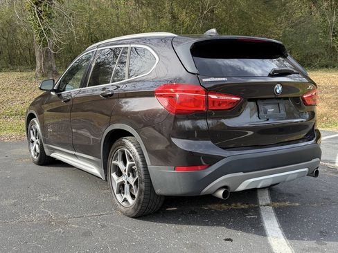 Used 2017 BMW X1 xDrive28i AWD/4WD image 3