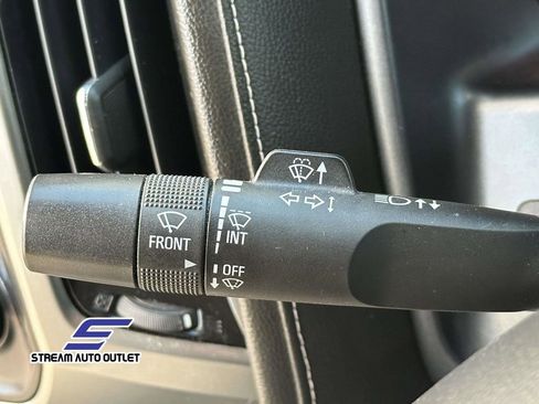 Used 2018 Chevrolet Silverado 2500 LTZ image 24