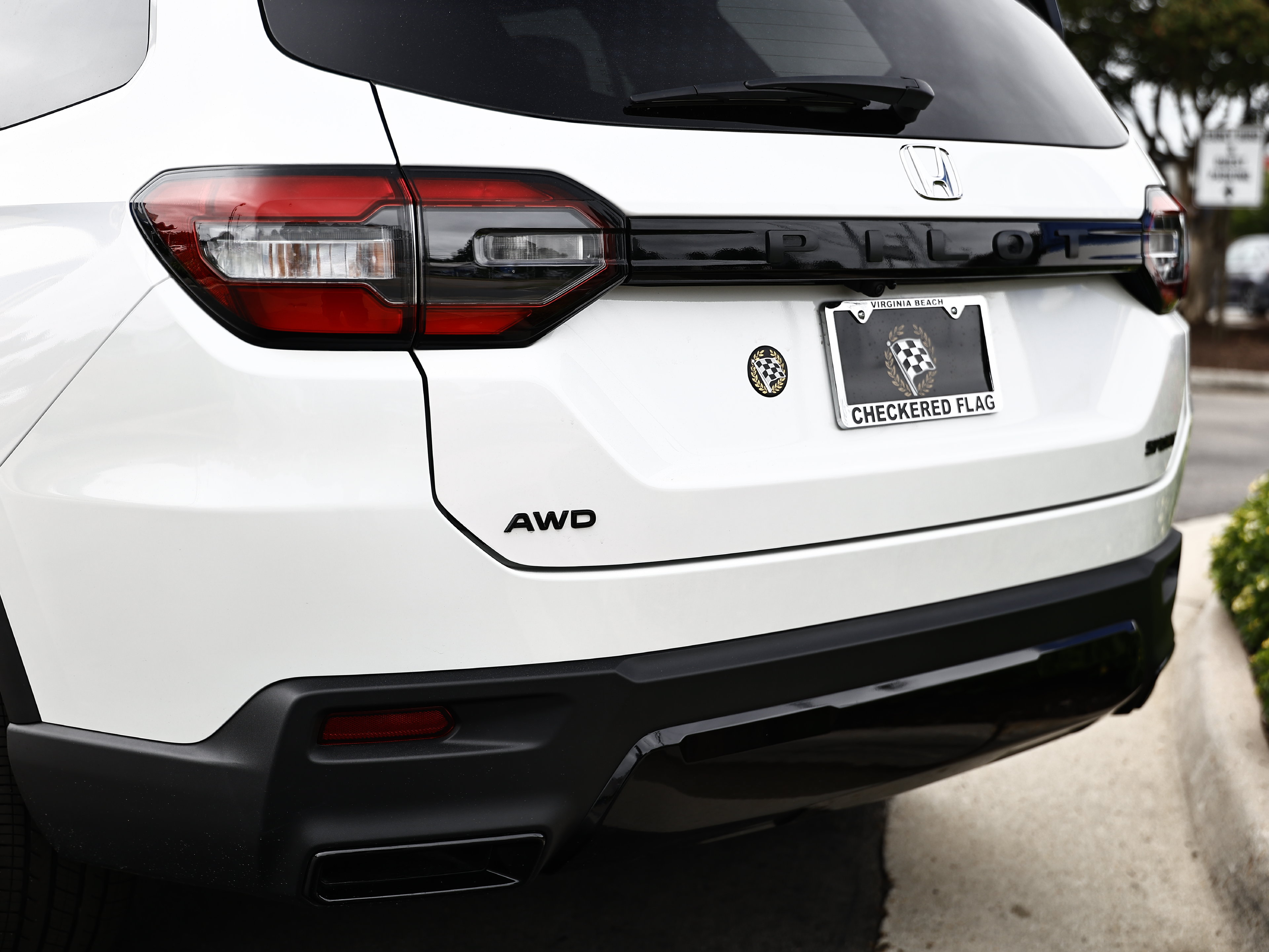 Certified 2026 Honda Pilot Sport image 9