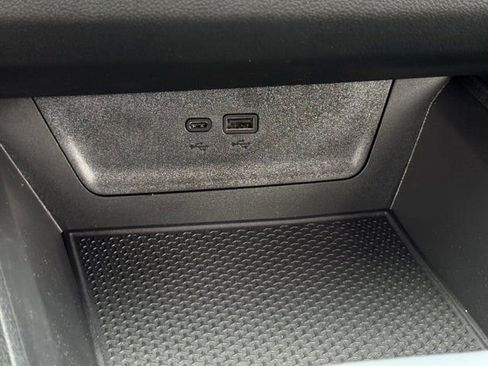 New 2026 Chevrolet Equinox LT image 16