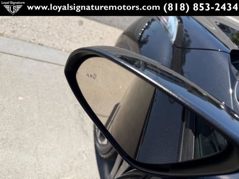 Used 2018 Toyota C-HR XLE FWD image 18