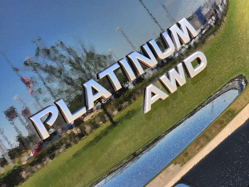 New 2025 Nissan Rogue Platinum w/ Platinum Premium Package image 11