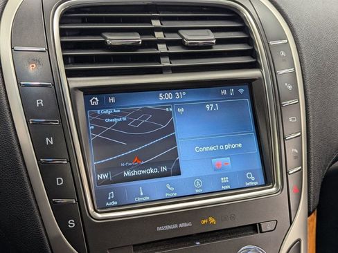 Used 2020 Lincoln Nautilus Reserve w/ Equipment Group 201A image 26