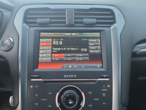 Used 2014 Ford Fusion Titanium image 20