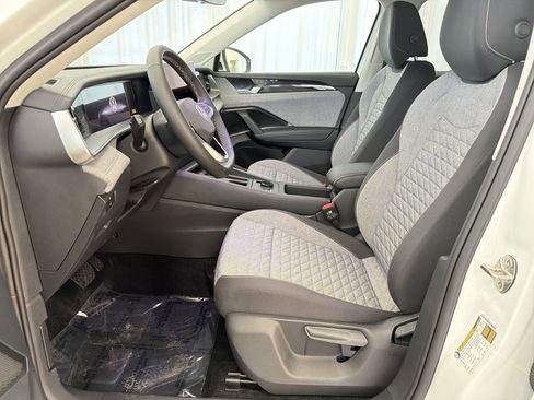 New 2026 Volkswagen Tiguan S FWD image 5