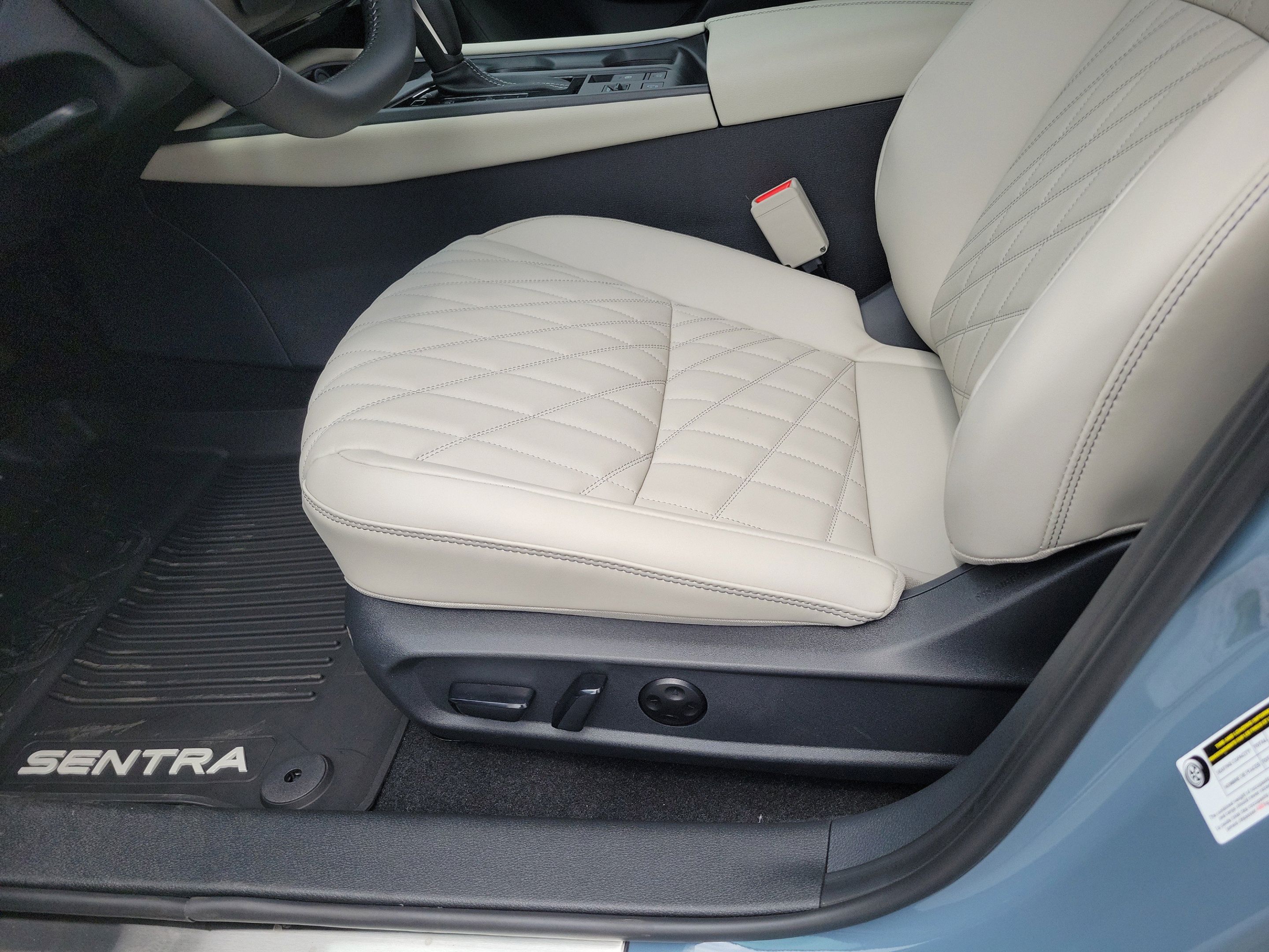 New 2026 Nissan Sentra SL w/ Floor Mat Package FWD image 15