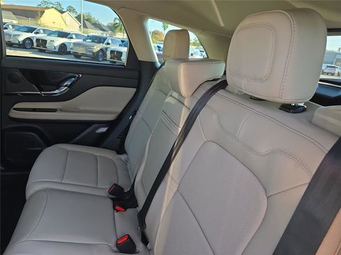 New 2026 Lincoln Corsair Reserve image 10