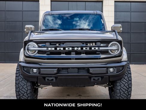 Used 2025 Ford Bronco Outer Banks AWD/4WD image 4