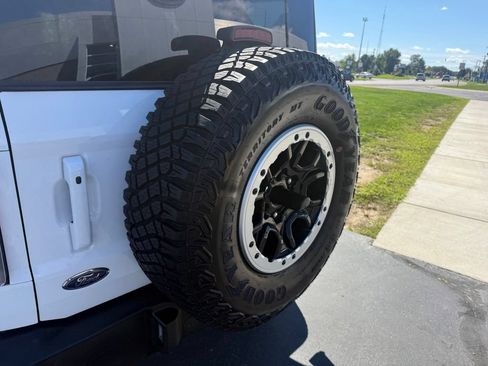 Certified 2023 Ford Bronco Outer Banks w/ Sasquatch Package AWD/4WD image 19