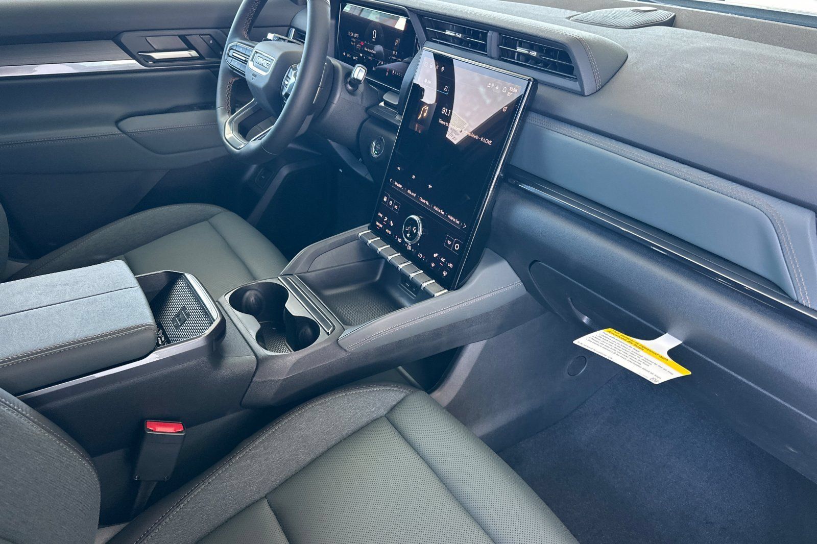 New 2026 GMC Terrain AT4 AWD/4WD image 17