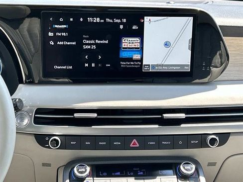 Used 2024 Hyundai Palisade Limited image 15