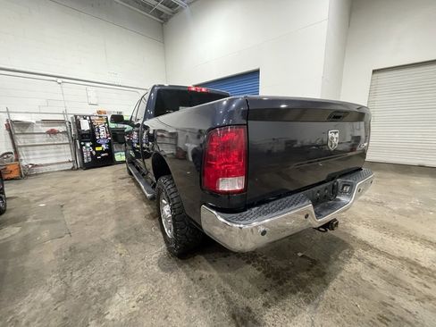 Used 2017 RAM 3500 Tradesman w/ Chrome Appearance Group image 6