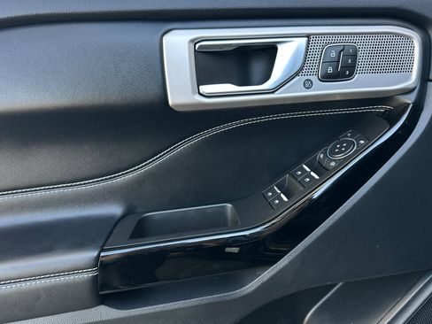 Used 2022 Ford Explorer ST w/ Equipment Group 401A image 10