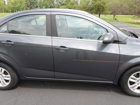 Used 2013 Chevrolet Sonic LT FWD image 27