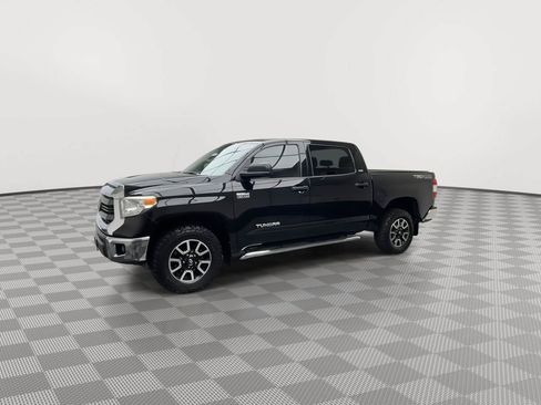 Used 2015 Toyota Tundra SR5 w/ TRD Off Road Package AWD/4WD image 34