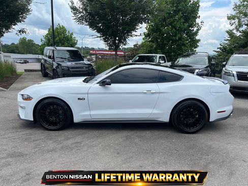Used 2022 Ford Mustang GT Premium w/ Black Accent Package RWD image 7