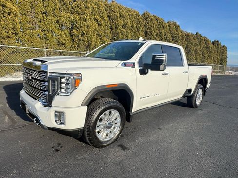 Used 2022 GMC Sierra 2500 Denali image 1