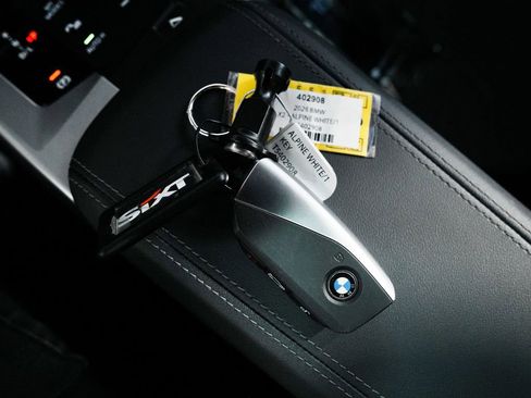 Used 2026 BMW X2 xDrive28i AWD/4WD image 22