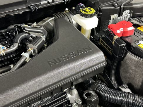 Used 2020 Nissan Rogue SV AWD/4WD image 18