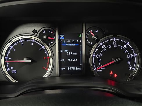 Used 2022 Toyota 4Runner TRD Off-Road Premium image 15