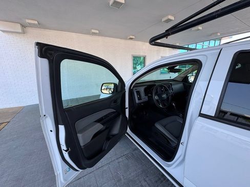 Used 2022 Chevrolet Colorado W/T w/ WT Convenience Package RWD image 11