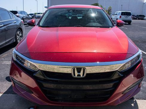 Used 2018 Honda Accord LX image 2
