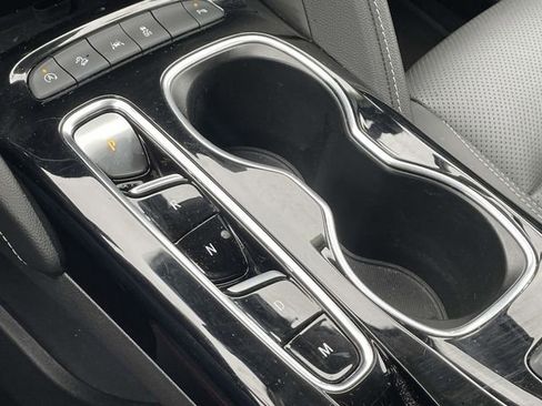 Used 2023 Buick Envision Essence w/ Sport Touring Package image 28