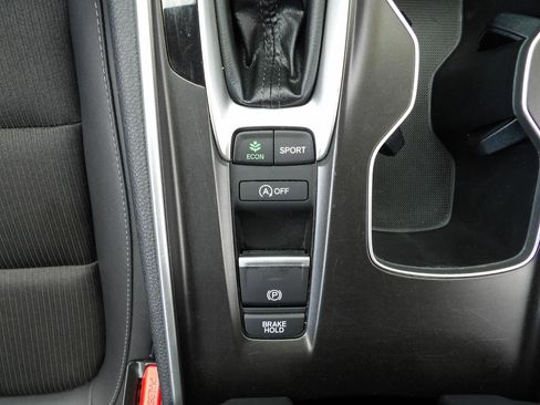 Used 2022 Honda Accord Sport image 28