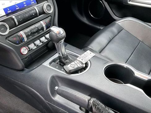 Used 2022 Ford Mustang Premium image 14