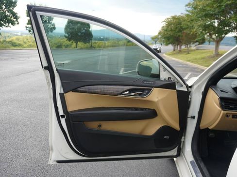 Used 2013 Cadillac ATS Luxury RWD image 9