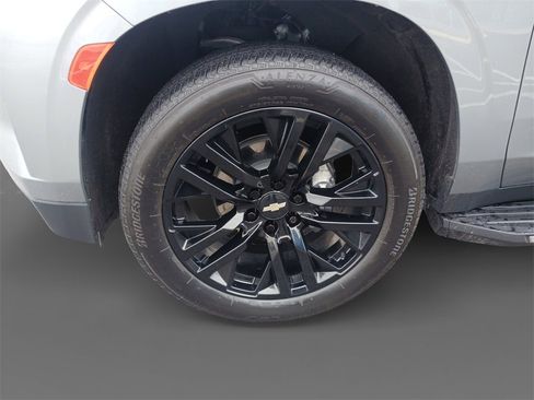Used 2023 Chevrolet Tahoe Premier image 15