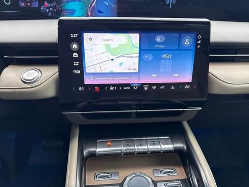 Certified 2024 Lincoln Nautilus Reserve w/ Equipment Group 202A image 21