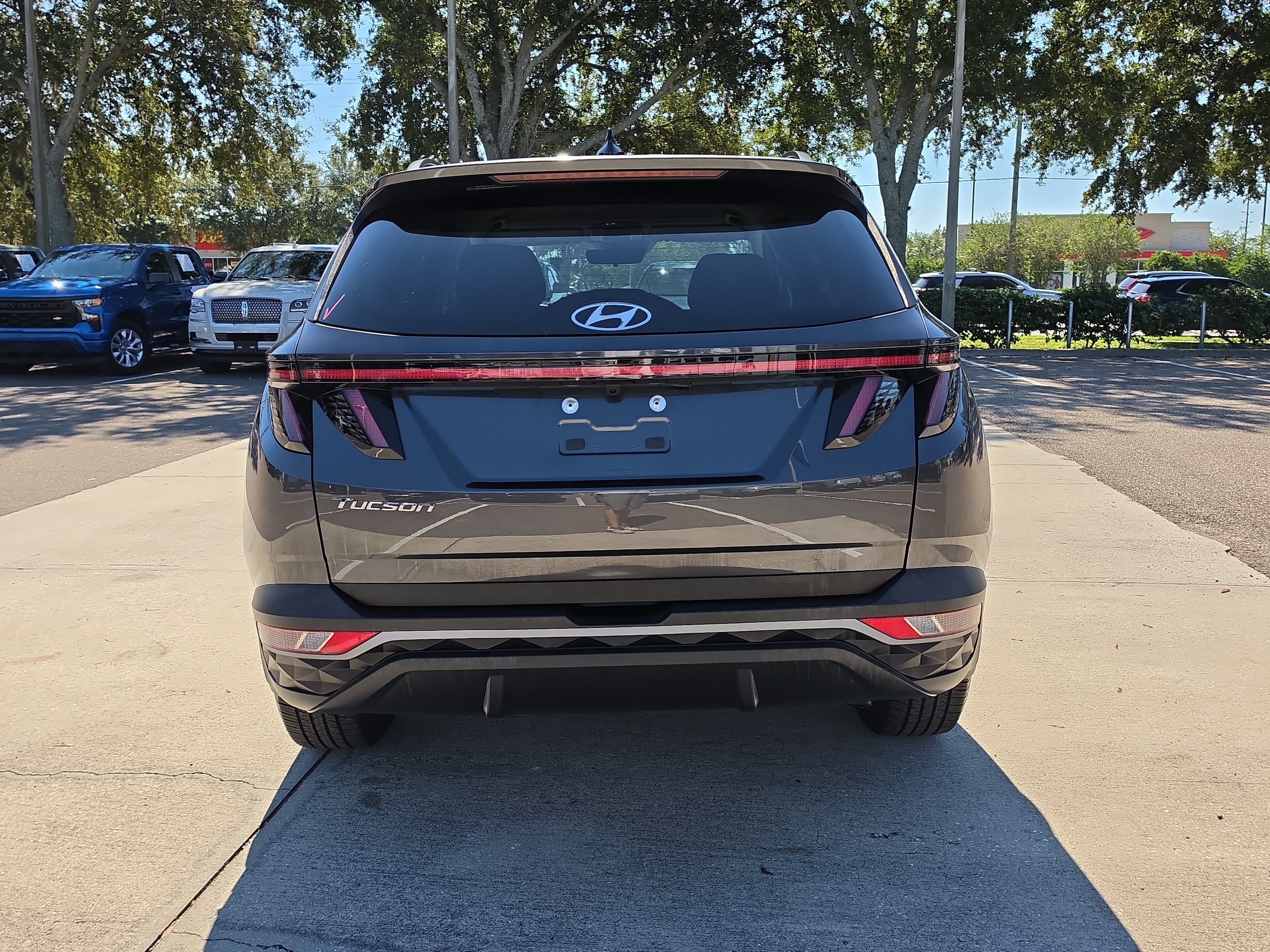Used 2022 Hyundai Tucson SEL w/ Cargo Package FWD image 7