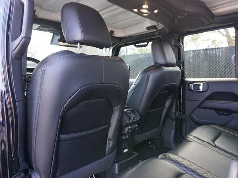 Used 2021 Jeep Wrangler Unlimited Sahara image 18