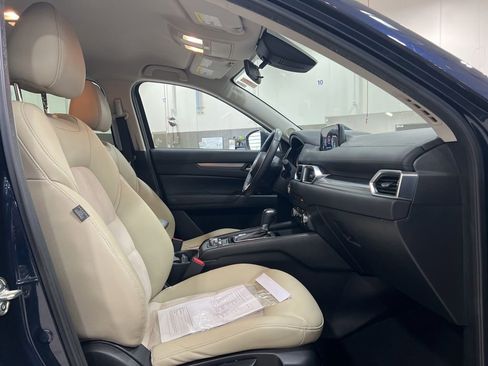 Used 2017 MAZDA CX-5 Touring AWD/4WD image 11