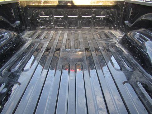 Used 2024 RAM 2500 Laramie w/ Safety Group AWD/4WD image 21