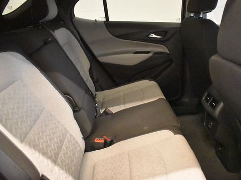Used 2022 Chevrolet Equinox LT AWD/4WD image 17