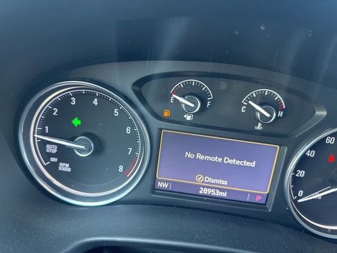 Used 2023 Buick Enclave Essence w/ Sport Touring Edition image 11